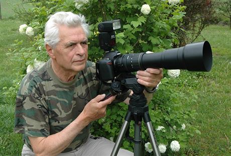 Fotograf a ornitolog Jií Bartl poídil u stovky fotek pírody. Letos se ale...