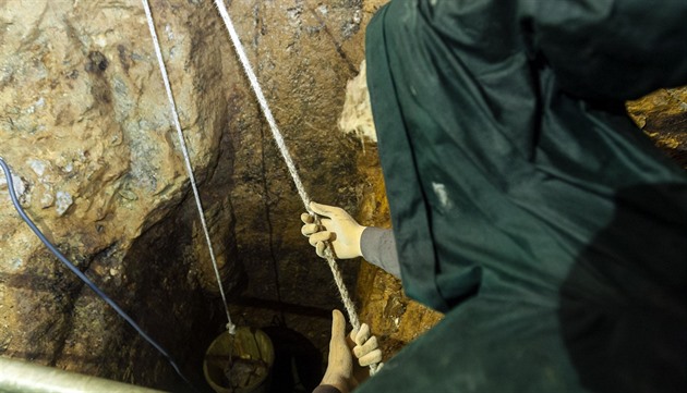 Těžba zlata může ohrozit léčbu dětí v podzemí i turismus, bojí se zlatohorští