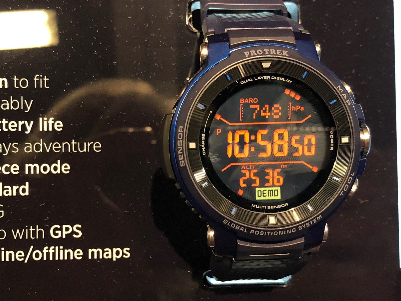 Fotogalerie: Nové odolné chytré hodinky Casio WSD-F30.