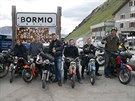 Vprava mladch motork z Novojinska na horskm sedlu Stelvio na...