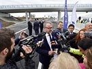 Ministr dopravy R Dan ok na zprovoznní úseku dálnice D7 mezi Postoloprty a...
