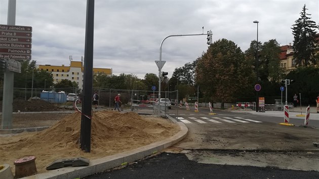 Od z Technick sprva komunikac zprovozn automobilovou a tramvajovou dopravu v ulici Zenklova (31.8.2018)