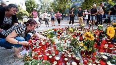 Pieta za zavražděného muže v Chemnitzu. (29. srpna 2018)
