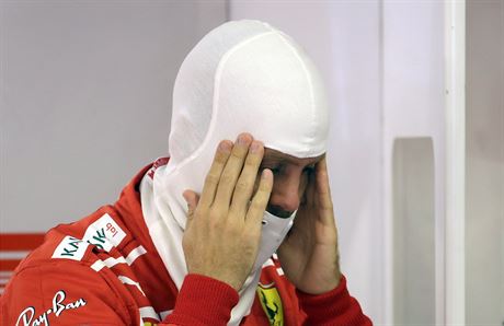 Nmecký jezdec Sebastian Vettel ze stáje Ferrari.