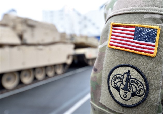 „Velký den pro Bavorsko“. USA pošlou na jih Německa dalších pět set vojáků
