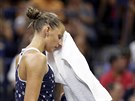 CO S TÍM? Tenistka Karolína Plíková prohrála tvrtfinále US Open se Serenou...