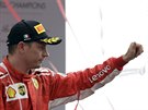 Kimi Räikkönen z Ferrari oslavuje druhé místo ve Velké cen Itálie.