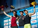 MEDAILISTÉ. eský lezec Adam Ondra (první zleva) získal na MS v lezení na...