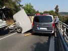 V Plasch na Plzesku se ve tvrtek srazila dv vozidla. Jedno z nich pevelo...