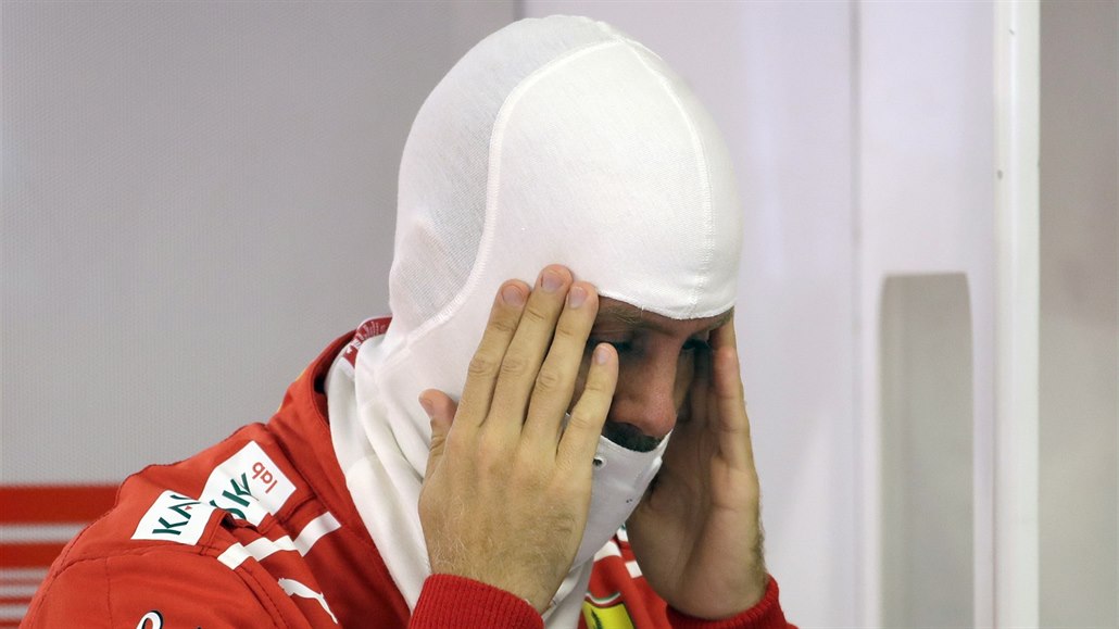 Německý jezdec Sebastian Vettel ze stáje Ferrari.