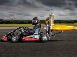 Tom Bagnall má nejrychlejí motokáru na raketový pohon