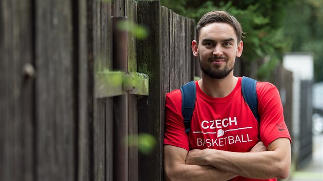 Tom Satoransk ped trninkem esk basketbalov reprezentace