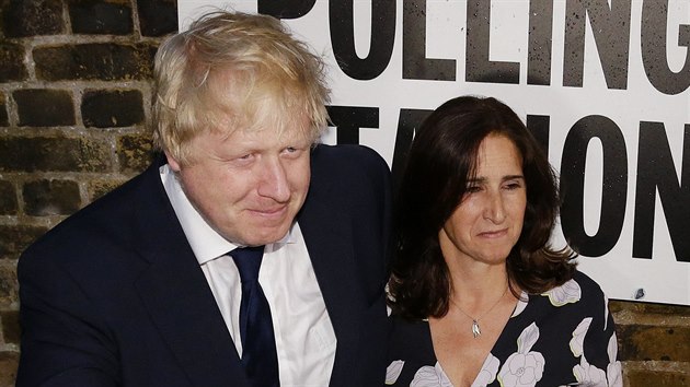 Boris Johnson a jeho manelka Marina Wheelerov (Londn, 23. ervna 2016)