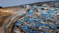 Uprchlický tábor v syrském mst Atimah na hranicích Sýrie a Turecka. (10....