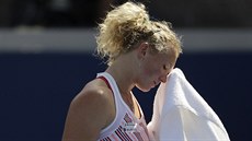 Kateina Siniaková se louí s US Open ve tetím kole.