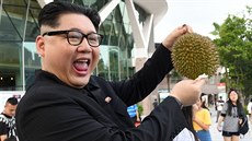S durianem si v Singapuru zapózoval i dvojník Kim Čong-una, během setkání hlavy...
