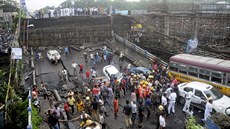 V indické Kalkat se zítil silniní most Majerhat. (4. záí 2018)