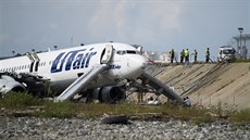 Letoun v Soi sjel z dráhy, dv desítky lidí jsou zranné (1. záí 2018).