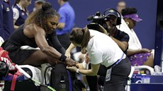 OETENÍ. Americká tenistka Serena Williamsová v prvním setu tetího kola US...