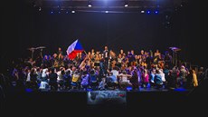 Pátá benefice Police Symphony Orchestra �Panta Rhei � Kdy� Klu�anka p�ihlí�í�...