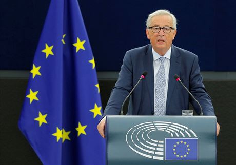 Pedseda Evropské komise Jean-Claude Juncker ped Evropským parlamentem...