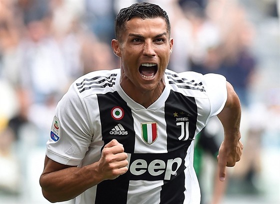 Cristiano Ronaldo slaví svj první gól v dresu Juventusu, hvzdný Portugalec se...