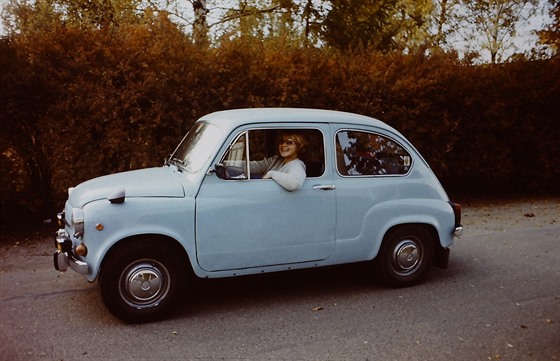 Moje první auto: světlemodrý brouček Fiat 600D