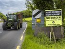 Plakáty proti ustanovení hranice mezi Irskem a Severním Irskem (10. ervna 2018)