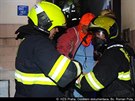 Pra��t� hasi�i zasahovali p�i po��ru bytu ve Stra�nic�ch, zachr�nili 17 lid�....