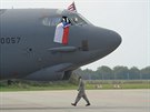 Americký bombardér B-52 pilétá na Dnech NATO v Ostrav