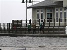 Na pobeí Severní a Jiní Karolíny jsou kvli hurikánu Florence zatopené...