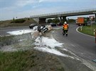 U nájezdu na dálnici D47 poblí Lipníku nad Bevou spadlo z nákladního vozu...