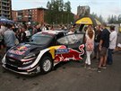 V rallye týmu ptinásobného mistra svta Sébastiena Ogiera pracuje jako car...