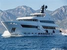 Pohled na luxusní jachtu za 15 milion eur, kterou dostane na týden do uívání...