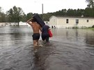 Hurikán Florence zaplavil mobilní domy v Severní Karolin