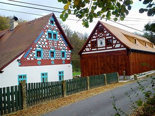 Statek v Salajně v Karlovarském kraji, který pochází z roku 1802, sloužil jako...