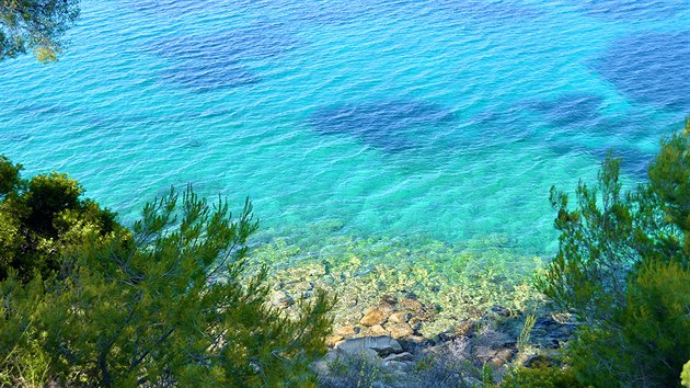 Nad pobem poloostrova Sithonia (Chalkidiki)