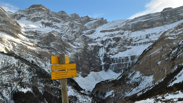 Cirque de Gavarnie v zim