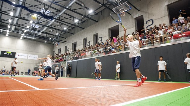 Pohled do interiru prostjovskho Nrodnho sportovnho centra, kter se m zamit na vchovu mladch talent ve volejbalu, basketbalu i tenise.