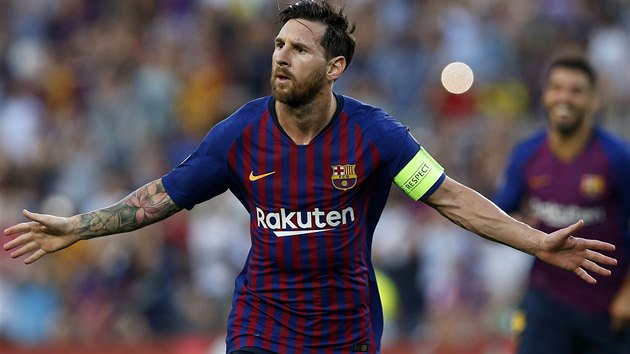JE TO TAM. Lionel Messi z Barcelony se raduje z glu v zpase proti PSV Eindhoven.