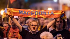 Skopje. Demonstrace proti dohod o zmn státního názvu Makedonie (13. ervna...