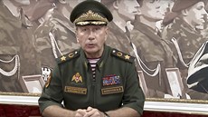 Armádní generál Viktor Zolotov vyzval opoziního pedáka Alexeje Navalného na...