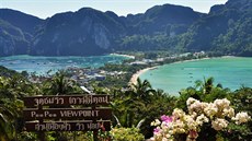 Moře je v Thajsku krásně teplé, místní lidé jsou pohostinní, je tu bezpečně a...