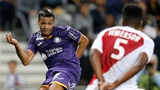 Mathieu Dossevi z Toulouse (vlevo) a Jemerson z Monaka