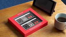 Nintendo Switch Online - ovladae inspirované NESem