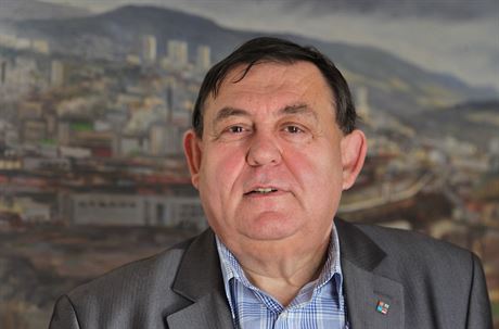 Pavel Vodseálek je jednikou komunistické strany v Ústí nad Labem.