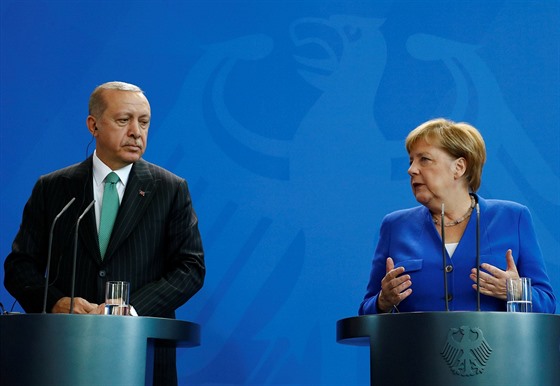 Turecký prezident Recep Tayyip Erdogan a nmecká kancléka Angela Merkelová...