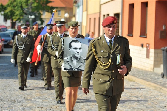 Do Ivančic se vrátily ostatky rodáka a vojáka z vylodění v Normandii Miloše...