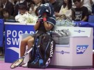 Naomi Ósakaová bhem finále turnaje v Tokiu proti Karolín Plíkové.