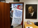 éf místní Komunistické strany Vladimír Sorokin ve své kancelái. (17. záí...